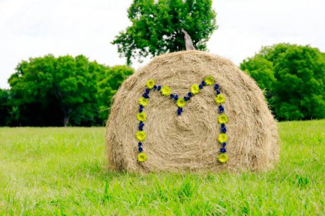 dunnaway hay round